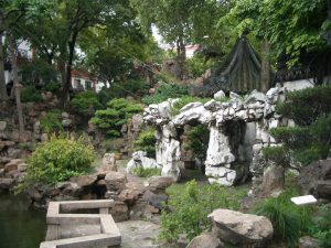 Cómo diseñar un jardín de piedras